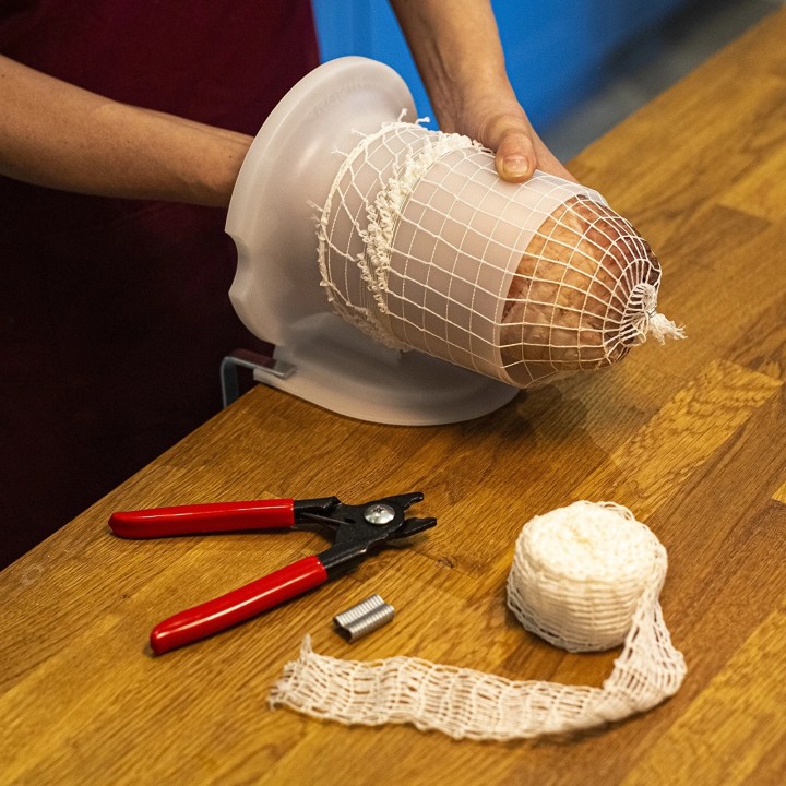 Hvidt net med mål på 22 cm x 4 m, termisk modstand på op til 220°C
